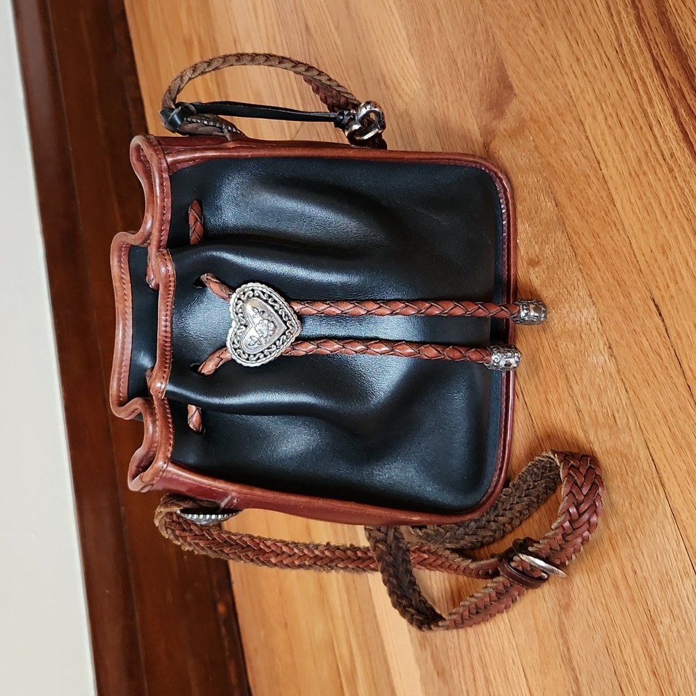Vtg Brighton leather drawstring bucket bag